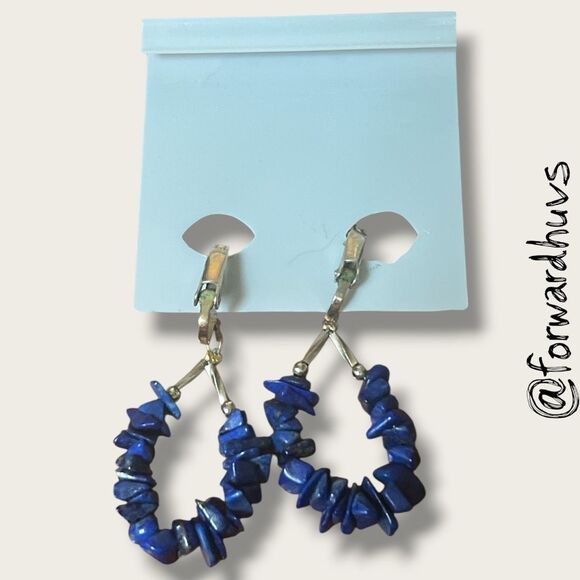 Bundle Sale 3 for $15 | Vintage Blue Stone Chip Clip on Earrings - Picture 4 of 5